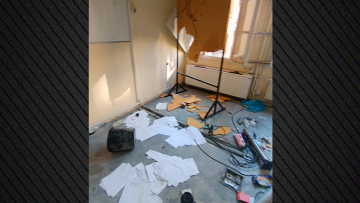 Επεισόδια στο Πολυτεχνείο με ξυλοδαρμούς και ζημιές - Τραυματίες μεταφέρθηκαν σε νοσοκομείο