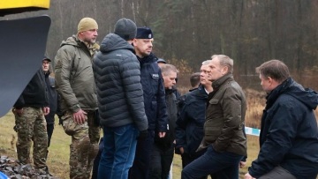 Έκρηξη στη σιδηροδρομική γραμμή Βαρσοβία-Λούμπλιν της Πολωνίας - Για δολιοφθορά μίλησε ο Τουσκ 