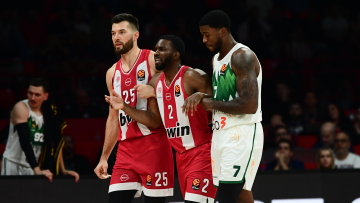 Ολυμπιακός: Χειρουργήθηκε στις ΗΠΑ ο Κίναν Έβανς, χάνει όλη τη σεζόν ο Αμερικανός 