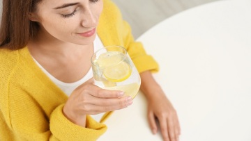 Φυσικώς ανθρακούχο νερό vs σοδόνερο: Η γευστική υπεροχή που θα αλλάξει την καθημερινότητά σου