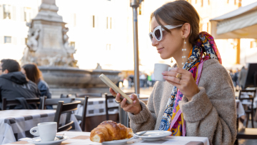 Αναρωτιέστε πόσο στοιχίζει ο καφές στην Ιταλία; Αυτές είναι οι αληθινές τιμές