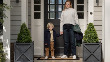 «All Her Fault»: Το τρομακτικό γεγονός που ενέπνευσε την ιστορία εξαφάνισης παιδιού της νέας τηλεοπτικής σειράς
