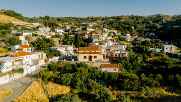 Road trip στο Νότιο Ρέθυμνο: Χωριά, μοναστήρια και παραλίες συνθέτουν ένα μωσαϊκό εμπειριών
