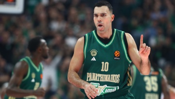 Κώστας Σλούκας: «Ευχαριστώ τον κόουτς για την αναγνώριση, στόχος η σταθερότητα»