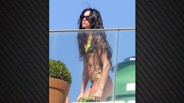 Η Ντούα Λίπα με μικροσκοπικό μπικίνι στο Ρίο ντε Τζανέιρο - Δείτε φωτογραφίες