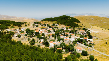 Ταξιδεύοντας στο Νότιο Ηράκλειο: Mία διαδρομή γεμάτη αντιθέσεις και μνήμες
