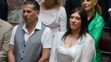 Ζωή Κωνσταντοπούλου: Διαμαντή, όσο κι αν με πονάει που φεύγεις, σε ευχαριστώ - Συγγνώμη που δεν κατάφερα να σε προστατεύσω