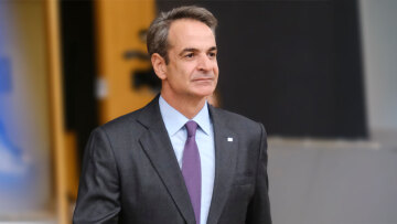 Ανάρτηση Μητσοτάκη για τη Διεθνή Ημέρα Εξάλειψης της Βίας κατά των Γυναικών