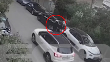 Νέος Κόσμος: Βίντεο καταγράφει τις στιγμές πριν από την καταδίωξη και τον θανάσιμο ξυλοδαρμό του 58χρονου