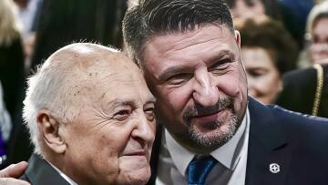 Πέθανε ο πατέρας του Νίκου Χαρδαλιά: «Αφήνεις πίσω σου ένα φως που στο ορκίζομαι δεν θα σβήσει ποτέ»
