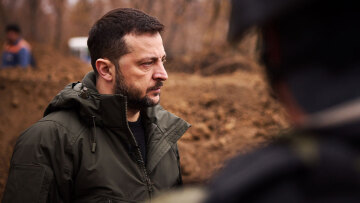 «Αν δεν δεχθείς αυτή τη συμφωνία, η επόμενη θα είναι χειρότερη» - Πιέζουν οι ΗΠΑ τον Ζελένσκι, αύριο η κρίσιμη συνάντηση στη Γενεύη