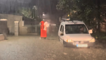 Η Adel σφυροκοπά τη δυτική Ελλάδα - 112 σε Κέρκυρα και Αιτωλοακαρνανία: Περιορίστε τις μετακινήσεις