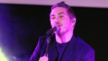 Χατζηγιάννης: Αναβάλλονται εμφανίσεις του για λόγους υγείας - «Ένα χρόνιο ζήτημα που με ταλαιπωρεί, υποτροπίασε»