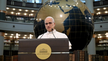 Πάπας Λέων: Θεμελιώδες να τιμάται η αξιοπρέπεια και η ελευθερία όλων των τέκνων του Θεού