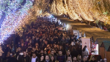 Το Χριστουγεννιάτικο Χωριό στο Πεδίον του Άρεως ανοίγει αύριο τις πύλες του - Ο Φέρρης εγκαινιάζει τη μουσική σκηνή