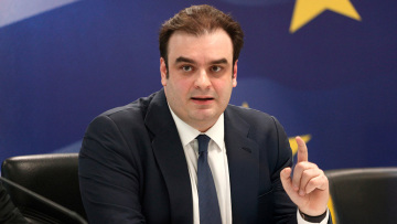 Ο Κυριάκος Πιερρακάκης ανακοίνωσε την υποψηφιότητά του για την προεδρία του Eurogroup 
