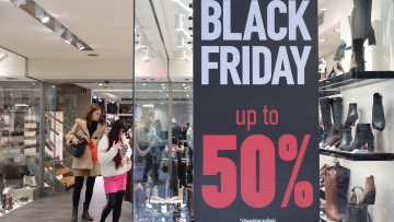 Black Friday και Cyber Monday: Διπλασιάστηκαν φέτος οι online αγορές - Ανοιχτά τα μαγαζιά και την Κυριακή 