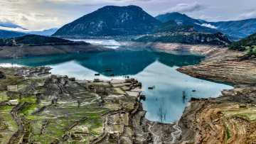 Λειψυδρία: Η Αττική μετρά κάθε σταγόνα νερού - Κάτω από το 30% οι ταμιευτήρες 
 