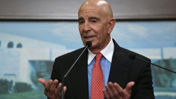 Αρχεία Επστάιν: Επικοινωνία με τον χρηματιστή διατηρούσε ο πρέσβης των ΗΠΑ στην Τουρκία, Τομ Μπάρακ