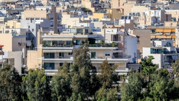 «Φρενάρουν» οι ξένοι στις αγοραπωλησίες ακινήτων: Πτώση κατά 23,9% στο 9μηνο στα 1,46 δισ. ευρώ