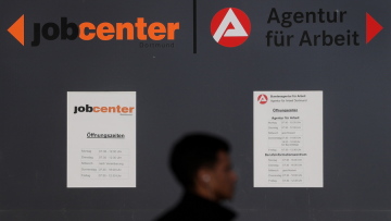 Πάνω από τους μισούς δικαιούχους του βασικού επιδόματος στη Γερμανία δεν αναζητούν εργασία
