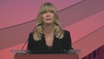 Συγκινημένη η Γκόλντι Χον για την Νταϊάν Κίτον: Έφερνε τόση χαρά, ζωή και ζωντάνια, ήταν σαν αστραπή