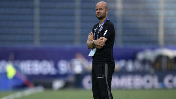 Η νέα περιπέτεια του Ισπανού προπονητή που συνεργάστηκε με Παναθηναϊκό, Ολυμπιακό και… παρά λίγο ΑΕΚ μέσα σε μία χρονιά!