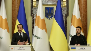 Τηλεφωνική επικοινωνία είχαν Χριστοδουλίδης και Ζελένσκι: Στις 7 Ιανουάριου στην Κύπρο ο Ουκρανός πρόεδρος