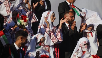 Μια μεγάλη γιορτή ζωής στη Γάζα: Τελέστηκαν ταυτόχρονα 54 γάμοι (βίντεο)
