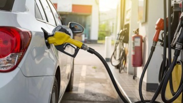 Αύξηση στην τιμή των καυσίμων από τον Ιανουάριο – Τι θα γίνει στην Ελλάδα;
