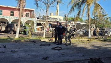 Τουλάχιστον 5 νεκροί στην έκρηξη παγιδευμένου αυτοκινήτου έξω από το αρχηγείο της αστυνομίας στο Μεξικό, δείτε βίντεο