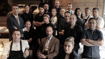 Vezené: Το ανθρώπινο αποτύπωμα πίσω από ένα εμβληματικό brand