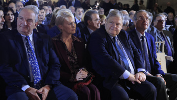 Με Καραμανλή, Βενιζέλο, Λαλιώτη και Λαζόπουλο η εκδήλωση για την «Κρίση της Δημοκρατίας σήμερα»