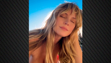 Η Χάιντι Κλουμ έβαλε «φωτιά» στη Δευτέρα με το βίντεο να κάνει τοπλες ηλιοθεραπεία στην πισίνα