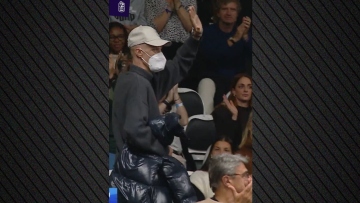 Αποθέωση για τον Ακίλε Πολονάρα από τους φίλους της Βίρτους Μπολόνια στο παιχνίδι με την Ντερτόνα