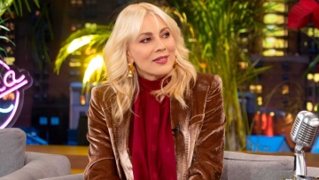 Σμαράγδα Καρύδη για τον πατέρα της, Ντίνο: Ασχολούνταν με εμένα στον δημόσιο λόγο παραπάνω από όσο θα ήθελα
