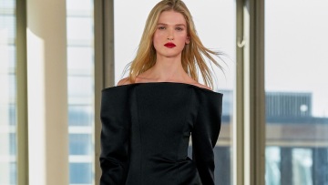 Τα ωραιότερα μικρά μαύρα φορέματα για τη σεζόν των πάρτι
