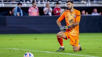 Τέλος εποχής: Ο Ρούι Πατρίσιο ανακοίνωσε την απόσυρσή του από το ποδόσφαιρο σε ηλικία 37 ετών
