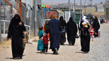 Συρία: Δεκαοκτώ γυναίκες και παιδιά προσπάθησαν να δραπετεύσουν από το στρατόπεδο Αλ Χολ όπου κρατούνται συγγενείς τζιχαντιστών
