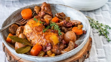 Κρασάτα, αρωματικά και πληθωρικά: Ένα πλήρες μενού για όλο το Σαββατοκύριακο