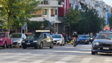 Αυτοκίνητο παρέσυρε και τραυμάτισε πεζό στο Παγκράτι