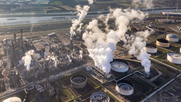 Βάσεις για να γίνει η Ελλάδα κόμβος και για την μεταφορά και υγροποίηση διοξειδίου του άνθρακα με έργα άνω των 4 δισ. ευρώ