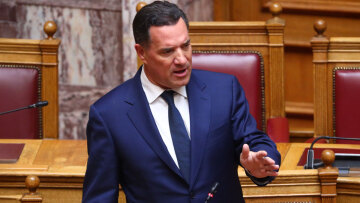 Γεωργιάδης: Διπλάσιες οι δαπάνες στον προϋπολογισμό για την υγεία το 2026, πάει πολύ το ΠΑΣΟΚ να μιλάει για «Γκρούεζες»