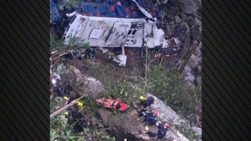 Κολομβία: Τουλάχιστον 10 νεκροί σε τροχαίο με σχολικό λεωφορείο