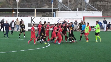 Επεισόδια σε αγώνα στην Κρήτη: Ο προπονητής του Εργοτέλης, Ηλίας Κώτσιος, κουτούλησε αντίπαλο παίκτη και αποβλήθηκε, δείτε βίντεο
