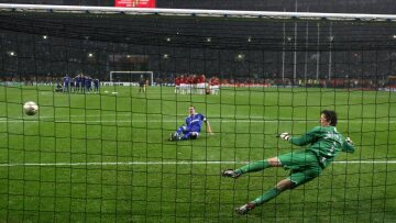 Συγκλονίζει ο Τέρι: «Μετά το χαμένο πέναλτι στη Μόσχα σκέφτηκα να πηδήξω από τον 25ο όροφο»
