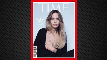 Δώδεκα χρόνια μετά τη μαστεκτομή, η Αντζελίνα Τζολί ποζάρει στο γαλλικό ΤΙΜΕ και αποκαλύπτει για πρώτη φορά την ουλή της