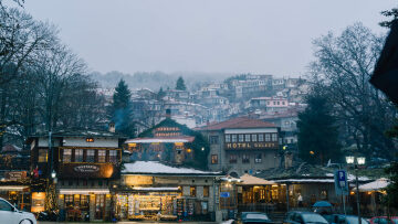 5 προορισμοί στην Ελλάδα για να υποδεχθείτε το 2026