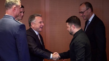 Δύο ώρες κράτησε η συνάντηση Ζελένσκι με τους Γουίτκοφ - Κούσνερ στο Βερολίνο για το ειρηνευτικό σχέδιο 20 σημείων