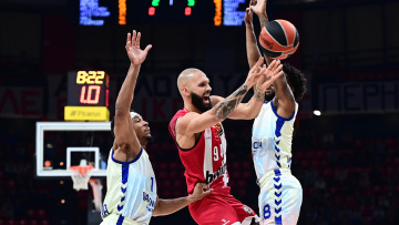 Ολυμπιακός - Βαλένθια 92-99: Μπλακ άουτ στην 4η περίοδο και 3η σερί ήττα για τους Πειραιώτες